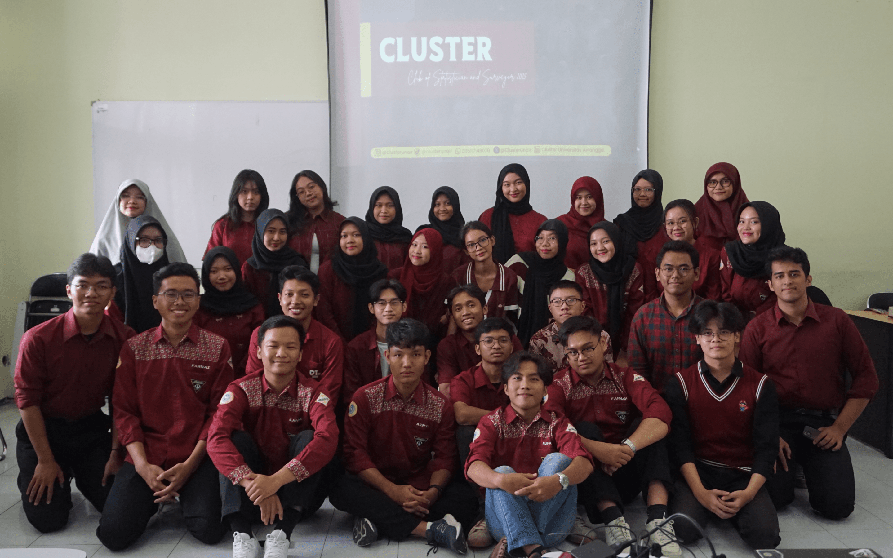 Cluster event background
